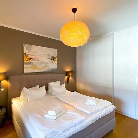 Апартаменты Moderne Mit Balkon, Hochwertig *