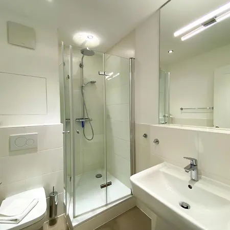 Апартаменты Moderne Mit Balkon, Hochwertig *